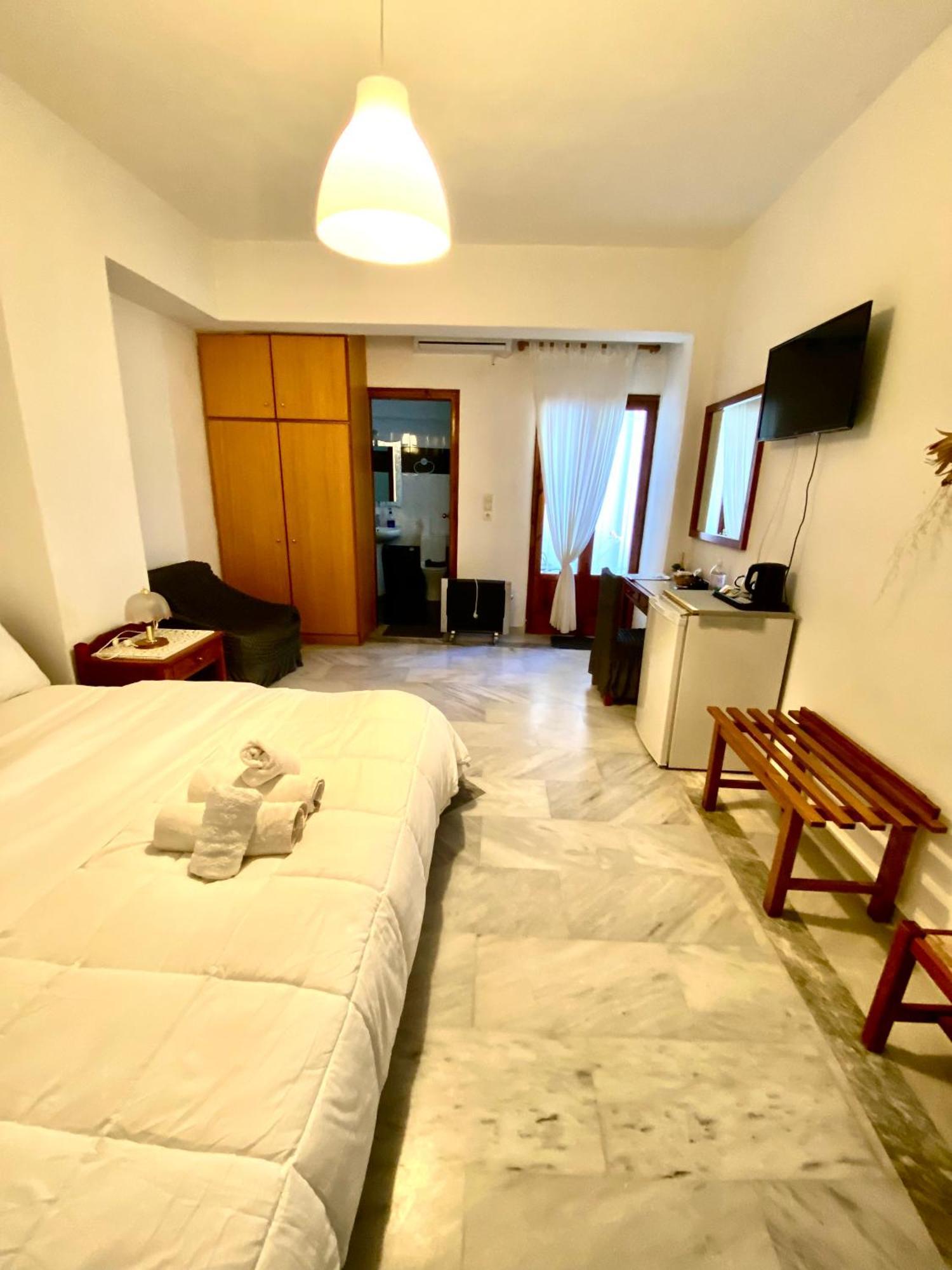 Costas Inn Spilion Ngoại thất bức ảnh